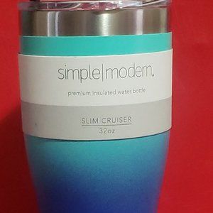 NEW! 32 oz. Premium Insulated Water Bottle